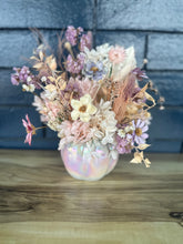 Load image into Gallery viewer, Dried Arrangements

